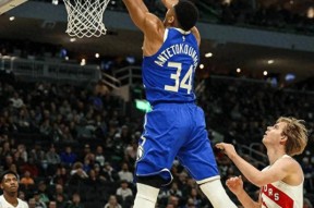 九游娱乐-关于字母哥迎来十五赛季高光表现，独行侠球迷沸腾！的信息