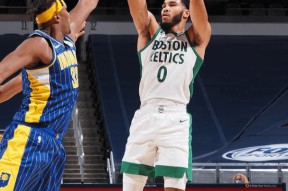 九游-塔图姆遭遇十二连败，切尔西教练面临压力！的简单介绍