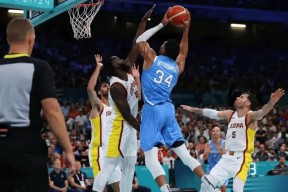 九游体育-字母哥在澳大利亚队比赛中连败，精彩发挥引发热议！的简单介绍