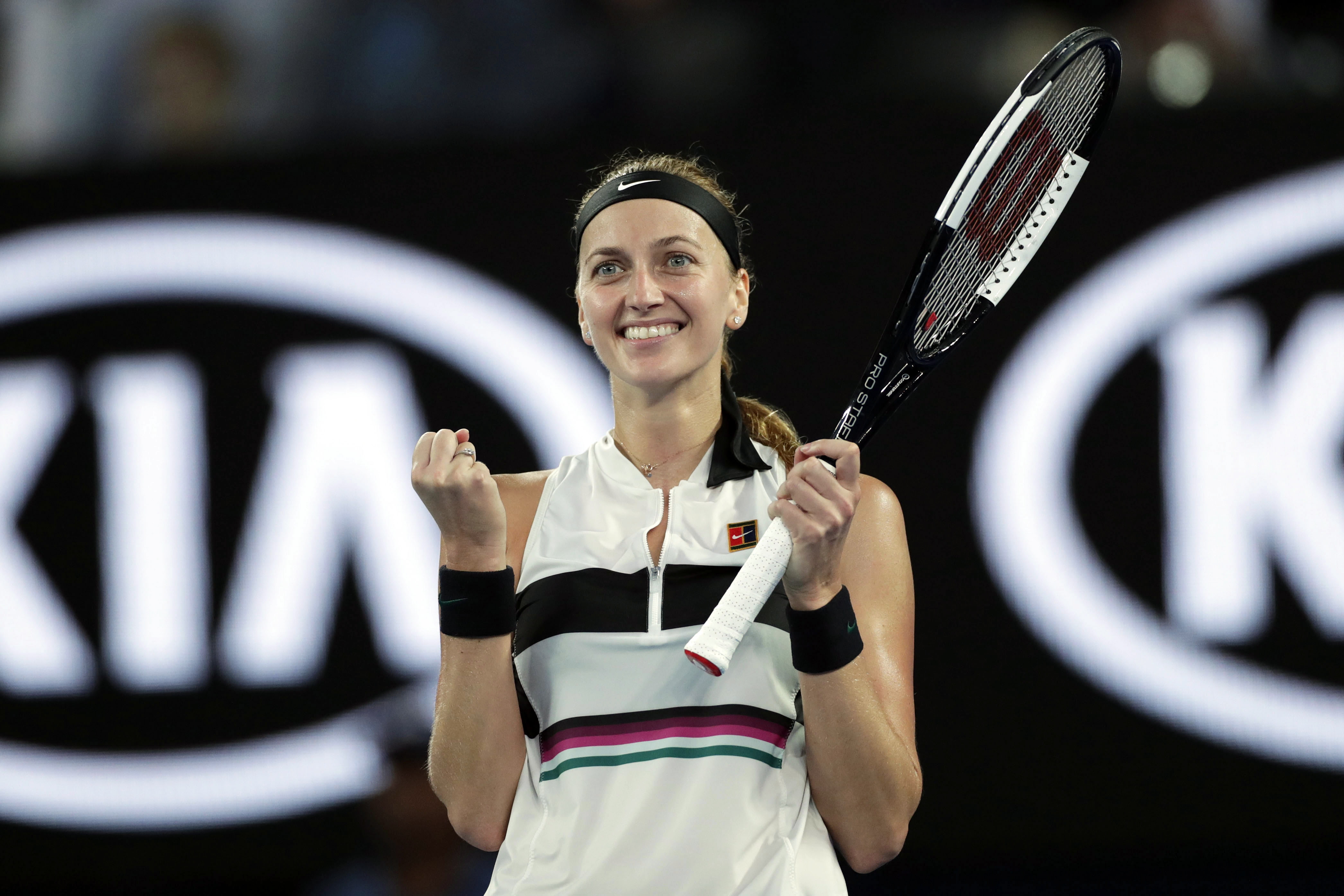 科维托娃回归赛场,问鼎冠军首场状态亮眼,快船观众沸腾!的简单介绍 科维托娃回归赛场,问鼎冠军首场状态亮眼,快船观众沸腾!的简单介绍